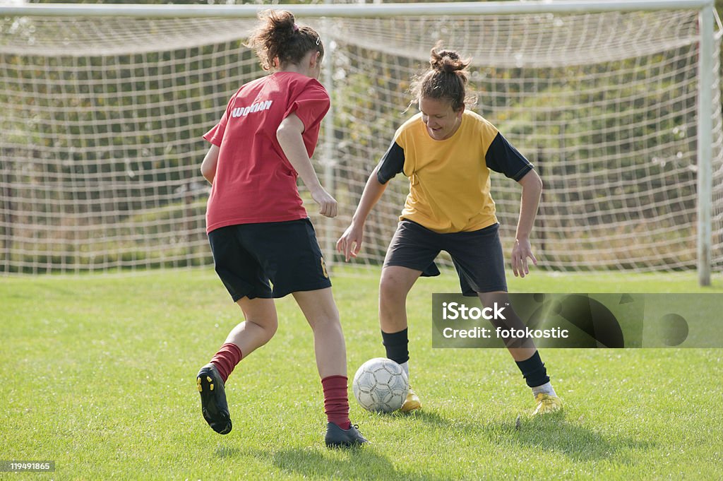 dribble - Foto de stock de Fútbol libre de derechos