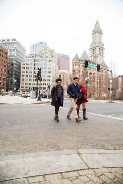 Grupo misto de pessoas em Boston - foto de acervo