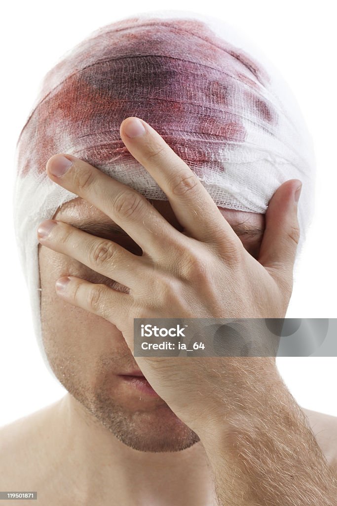 Opaska na głowę krwi rany - Zbiór zdjęć royalty-free (Bandaż)
