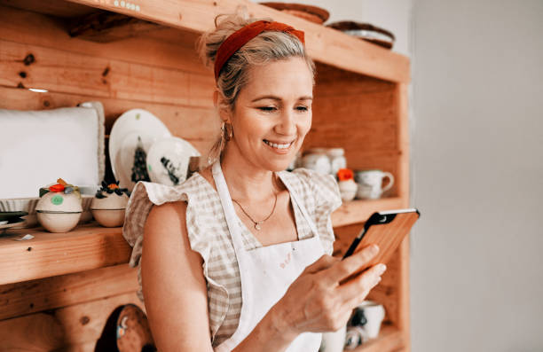 istock Checking my social media 1195041691