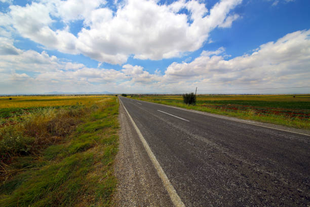 istock A country road 1195047252