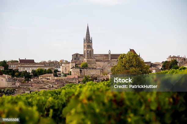 Photo libre de droit de Saintémilion banque d'images et plus d'images libres de droit de Bordeaux - Bordeaux, Saint-Emilion, Vignoble