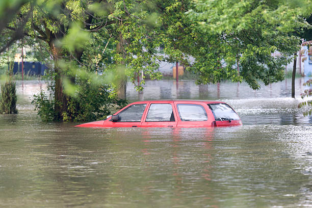 istock Flood in the city 119508424