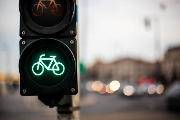 istock Bicycle traffic signal, green light 1195105191