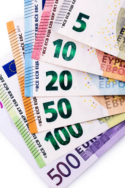 sfondo monetario - number 100 number 500 paper currency close up foto e immagini stock