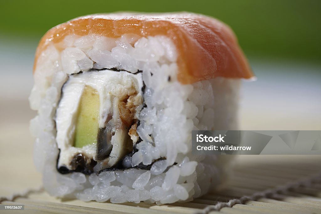 Asian sushi maki - Foto de stock de Abacate royalty-free