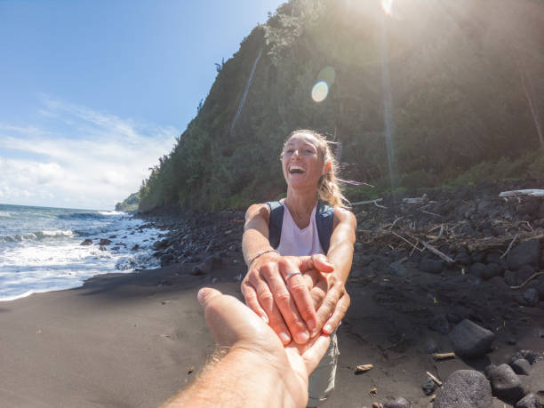 istock Follow me to concept - Hawaii 1195171620