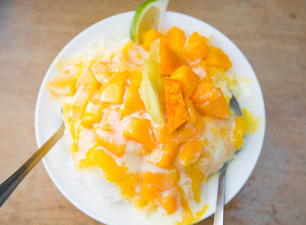 istock Delicious Mango Shave Ice in Taiwan 1195190621