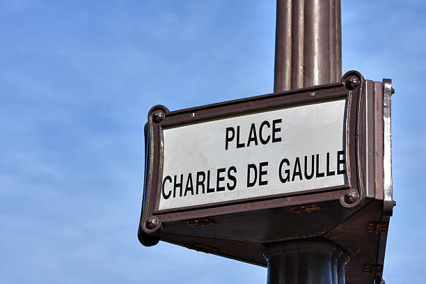 istock Place Charles de Gaulle 119519211