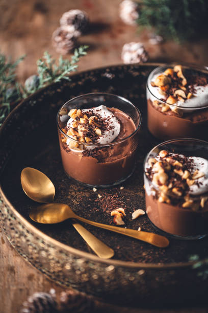 istock Small Vegan Chocolate Cream Pots, Coconut Milk And Hazelnut Scoops. 1195199656