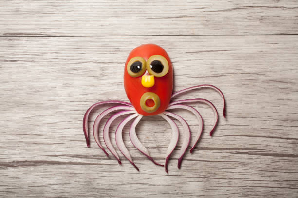 istock Amazed jellyfish made from tomato and red onion 1195213419
