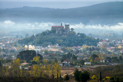 El castillo medieval sobre la villa de Monforte de Lemos, Lugo, Galicia photo