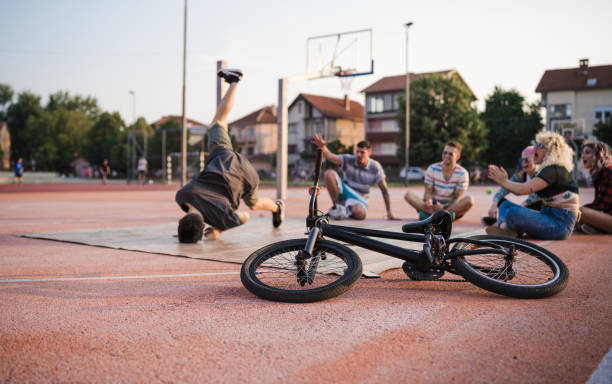 istock Beautiful day for moving your body 1195396513