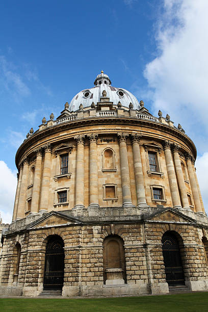 istock Radcliffe Camera in Oxford 119541934