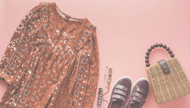 istock Fashion background on pink 1195481808