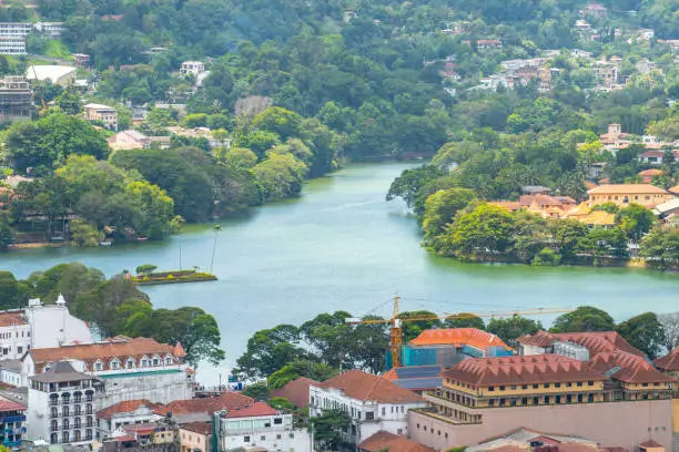 Photo of Scenery view of Kandy lake the beautiful stunning place in the heart of Kandy city, Sri Lanka.