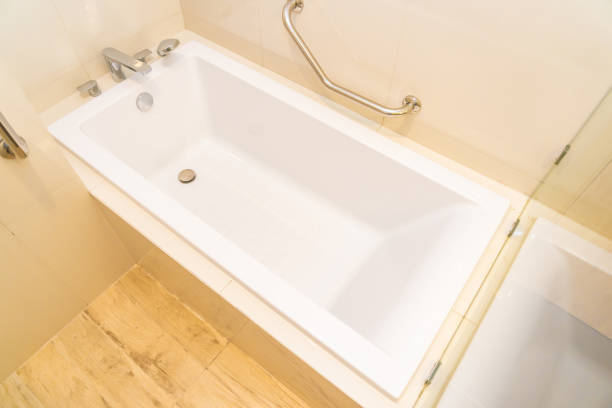 istock Empty white bathtub decoration interior of toilet 1195526352