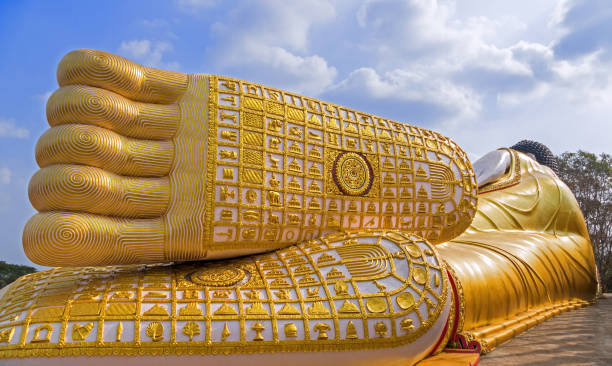 istock Feet Giant Buddha Thailand 1195537078