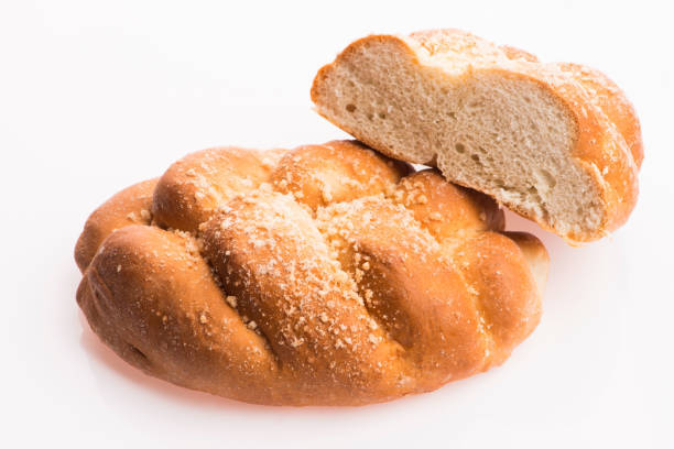 istock Challah judaism bread isolated jewish religion celebration 1195542734