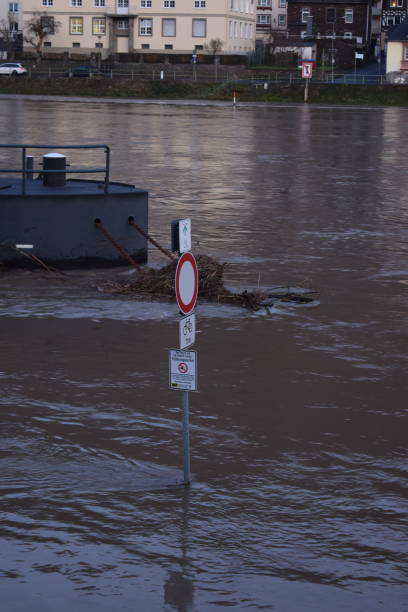istock flood in Cochem old town 1195548998