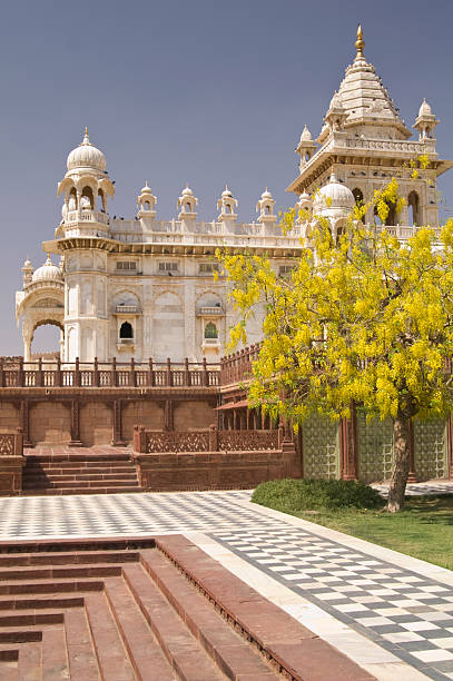 istock Tomb Of A Maharajah 119556119