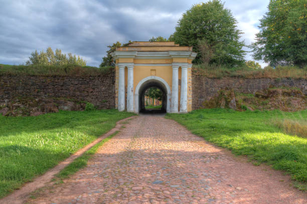 istock Fredrikshamn Gate in Annenkrone, Vyborg, Russia 1195575791