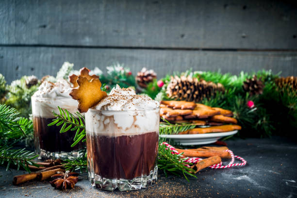 istock Christmas gingerbread hot chocolate 1195581801