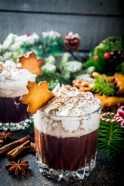 istock Christmas gingerbread hot chocolate 1195581806