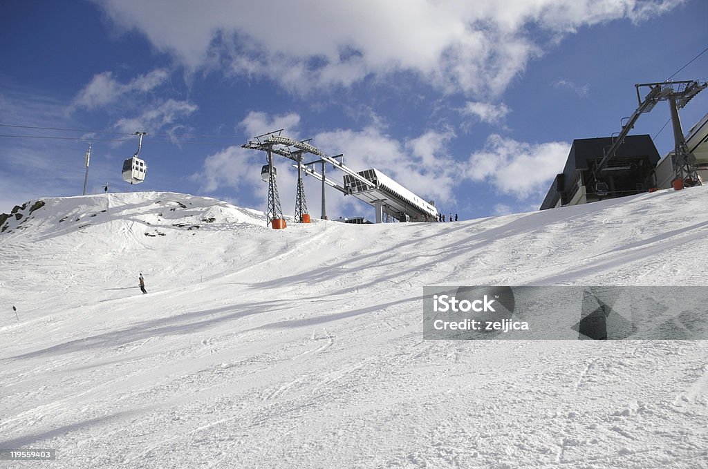 Estação de esqui - Foto de stock de Corrida esportiva royalty-free