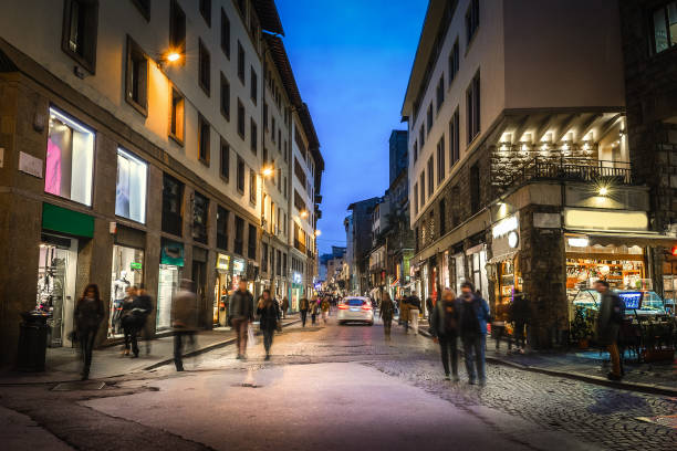 istock People in Florence at night 1195597745