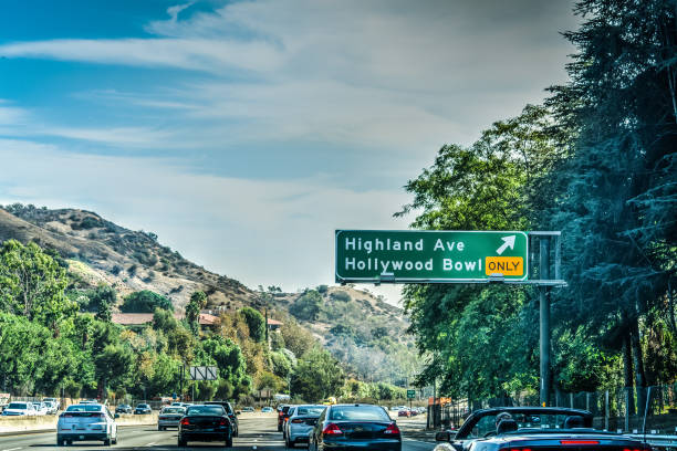 istock Hollywood Bowl exit sign in Pacific Coast Highway southbound 1195602503