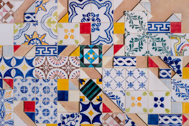 traditional old ornate portuguese decorative tiles azulejos - spain spanish culture art pattern imagens e fotografias de stock