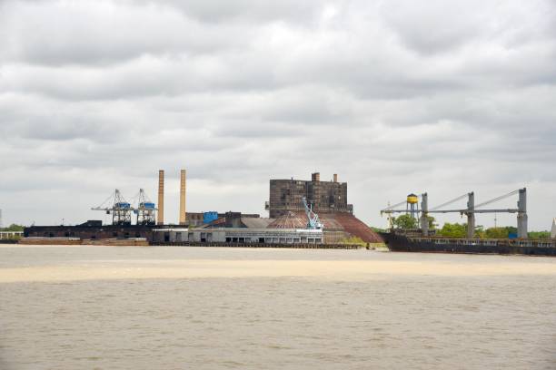istock Freighter on the Mississippi 1195647305