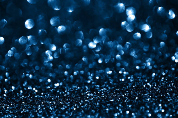blue navy bokeh glitter pattern boże narodzenie tło niebieski classic -modny kolor roku 2020 makro fotografia - selective focus blurred motion undersea underwater zdjęcia i obrazy z banku zdjęć