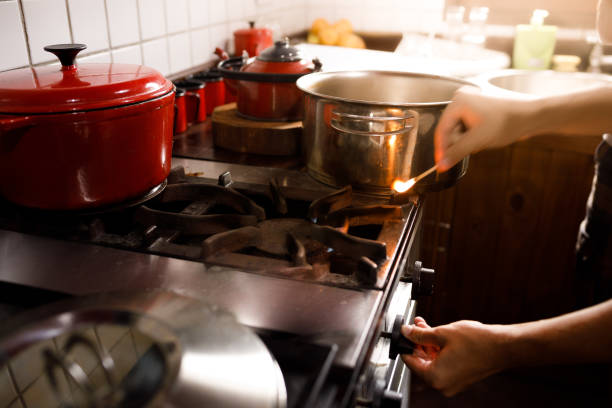 istock Friends cooking together 1195676898