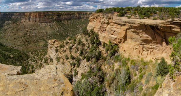 istock Mesa Verde Square Tower Canyon Panorama 1195682341