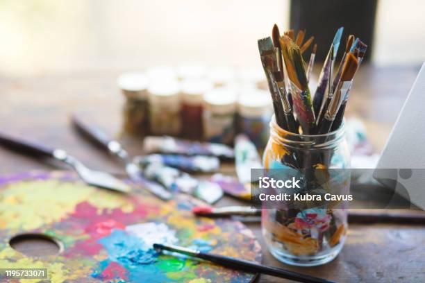 272,300+ Artist Palette Stock Photos, Pictures & Royalty-Free Images -  iStock