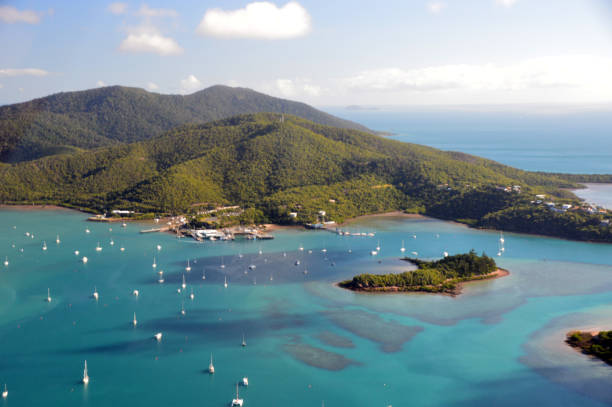 istock Whitsunday Islands 1195736937