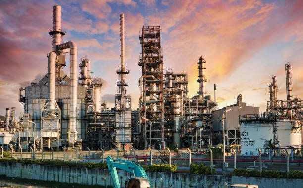 istock Petrochemical industry on sunset 1195828885