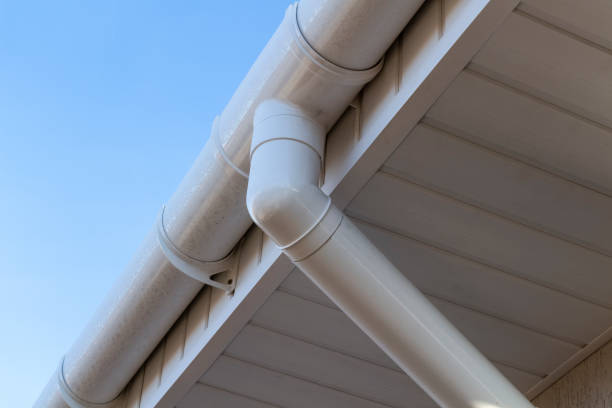 istock The gutter system of the building 1195836910