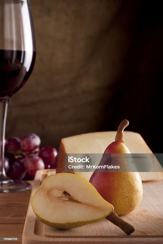Груша с вином и сыром - Стоковые фото Алкоголь - напиток роялти-фри