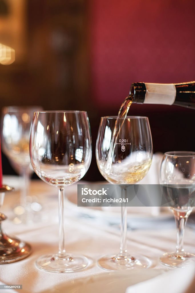 Białe wino - Zbiór zdjęć royalty-free (Czerwone wino)