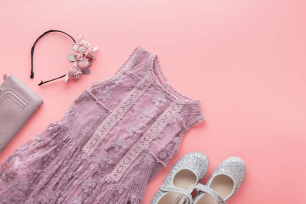 istock Fashion background on pink 1195953082
