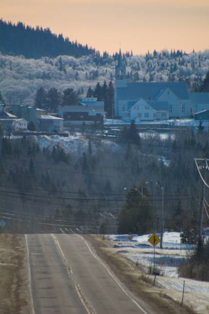 istock Canadian Mountain Village 1196101425