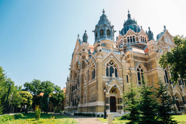istock Szeged Synagogue in Szeged, Hungary 1196144093