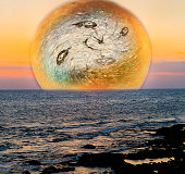 abendmeer-vollmond-und-zeit.jpg?b=1&s=170x170&k=20&c=SOtqUxgwa1W_QUwKPECZ8SegHBFofCrVH6YAEMNWmcM=