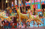 fun-fair-karussell-kreisverkehr.jpg?b=1&s=170x170&k=20&c=FKzXcGQChoIqzml4uKw-QDGAnIGLds0D9cWvVMpQ3FY=