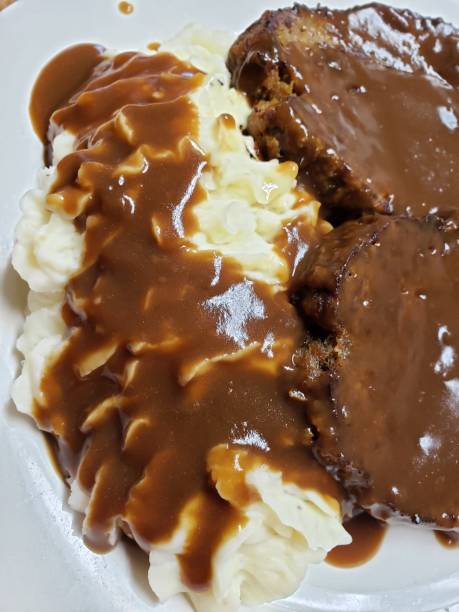 istock Meatloaf with mashed potatoes and gravy 1196184004