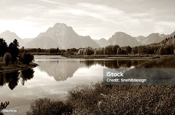 Grand Tetons Mountain Range Stock Photo - Download Image Now - Autumn, Beauty In Nature, Color Image