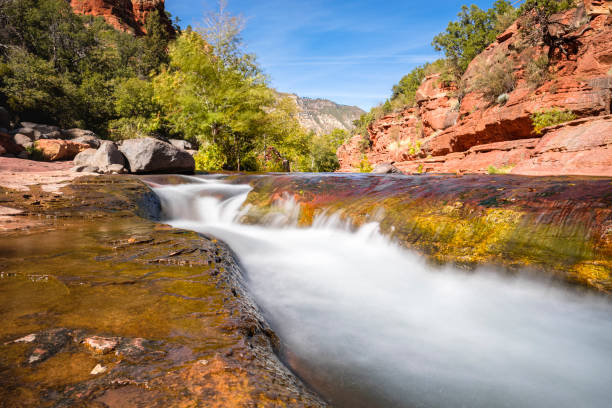 slide rock state park arizona - mountain sedona arizona southwest usa photos et images de collection